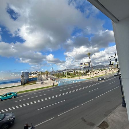 Splendide Studio Haut Standing En Face De La Marina Et A 200 M Du Port De Tanger - 1 Chambre Double Екстериор снимка