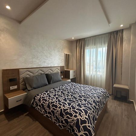 Splendide Studio Haut Standing En Face De La Marina Et A 200 M Du Port De Tanger - 1 Chambre Double Екстериор снимка