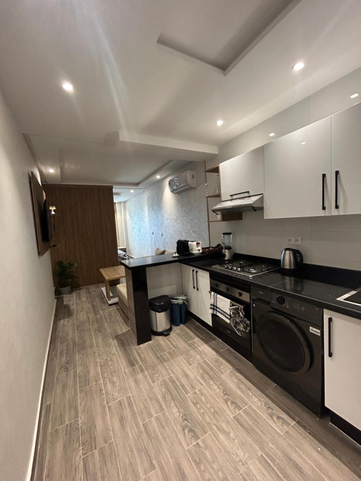 Splendide Studio Haut Standing En Face De La Marina Et A 200 M Du Port De Tanger - 1 Chambre Double Екстериор снимка